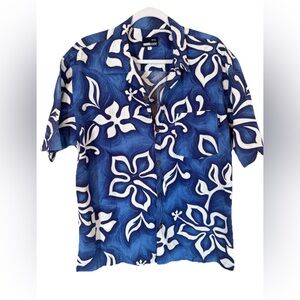 Gotcha Blue and White Floral Hawaiian Shirt Large